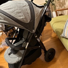 美品Joieベビーカーの画像