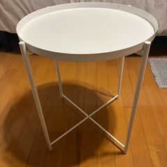 IKEA サイドテーブル／コーヒーテーブルの画像