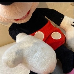 ミニーマウス ぬいぐるみ ディズニーストア 赤リボン ドット柄の画像