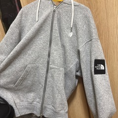 20％off 
THE NORTH FACEパーカー（XXL）の画像