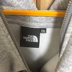 20％off 
THE NORTH FACEパーカー（XXL）の画像