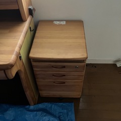アンティーク学習机の画像