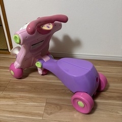 トイザらス 変身ウォーカーの画像