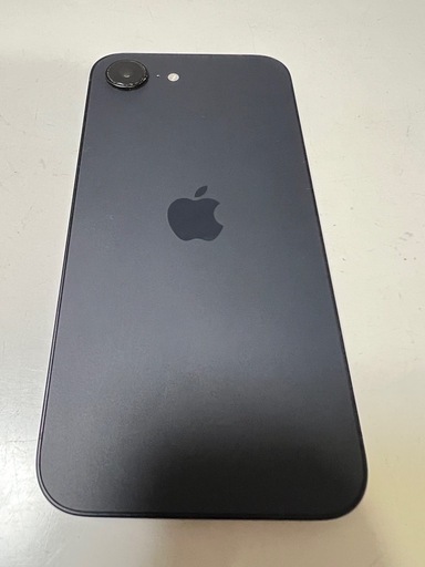 ★美品 iPhone 16e 128GB ブラック バッテリー容量100%