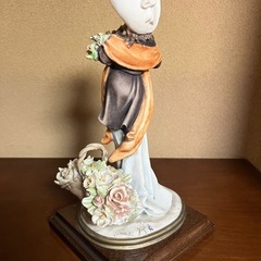 フローレンス　ブルーノ・メルリ　磁器人形の画像
