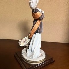 フローレンス　ブルーノ・メルリ　磁器人形の画像