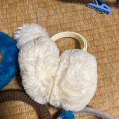 耳あて4つの画像