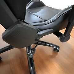 ゲーミングチェアの画像