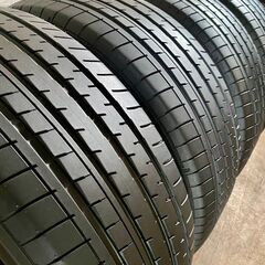 YOKOHAMAタイヤADVAN V61 235/60R13 103H 中古タイヤ4本セットの画像
