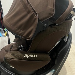 【Aprica】アップリカのチャイルドシート フラディアグロウisofix DXになります！！ インテリジェンスブラウンカラーです。 の画像