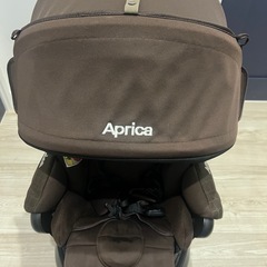【Aprica】アップリカのチャイルドシート フラディアグロウisofix DXになります！！ インテリジェンスブラウンカラーです。 の画像