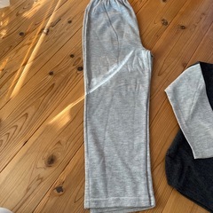 子供服👩パジャマ150㌢の画像
