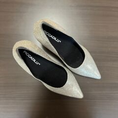 【22.5cm】ピカデリー Piccadilly「シルバー」未使用に近いの画像