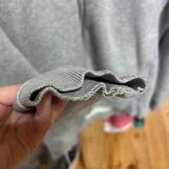 adidas パーカーの画像