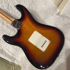Squier by fender bullet strat ギター
の画像