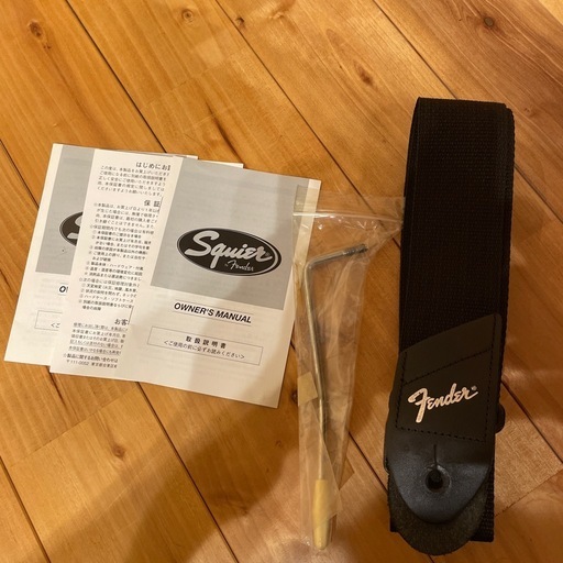 Squier by fender bullet strat ギター
