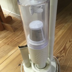 コードレス掃除機の画像