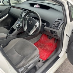 プリウス　人気の白　10.8万キロ　美車　早い者勝ちの画像