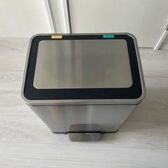 ゴミ箱 の画像
