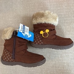 16.0 EEディズニーブーツ新品の画像