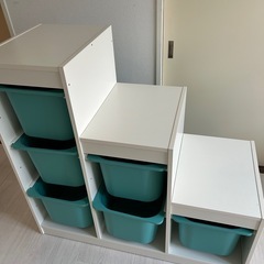 階段　おもちゃ箱　両面使用可能　間仕切りにもの画像