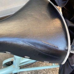 非電動子供乗せ自転車とヘルメットのセットの画像