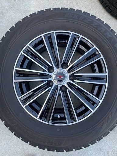 アルミ付きスタッドレス