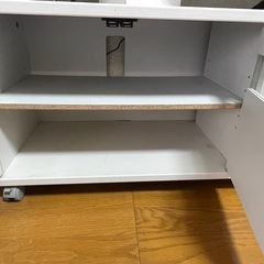 TV台　IKEAの画像