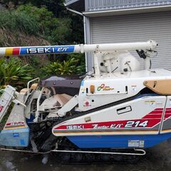 鹿児島発　グレンタンク　イセキ　二条刈りディーゼルコンバインHV214G-AWCの画像