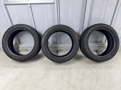 235/50R20 スタッドレスタイヤ