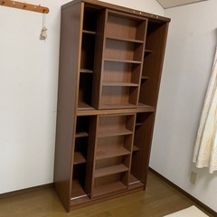 本棚2分割可能、単行本からアルバムまで大きさ調整可能の画像