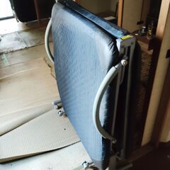 折りたたみベッド　2個