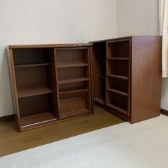 本棚2分割可能、単行本からアルバムまで大きさ調整可能の画像