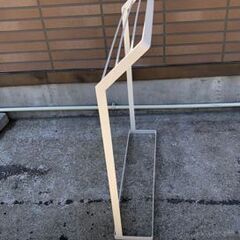 JM20375K) タオル掛け＜幅：約65cm 高さ：約80cm 奥行：約15cm＞中古品【取りに来られる方限定】　 の画像