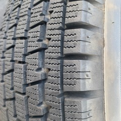 軽バンスタッドレスタイヤホイールセット。145\80R12.80/78N
の画像