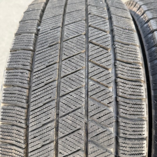 25日26日引き取り限定価格！！205/55R16 ブリヂストンVRX3 スタッドレスタイヤ4本 プリウス ヴォクシー 86 BRZ 