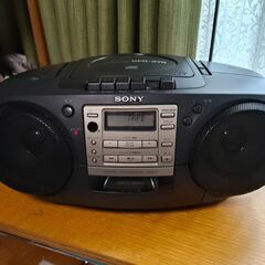 【引取限定】安心のSONY  CD RADIO CASSETTE-CORDER CFD-370 カセットテープ１２巻付の画像