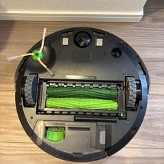 ルンバi3+ ロボット掃除機の画像