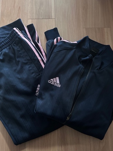 adidasジャージ上下