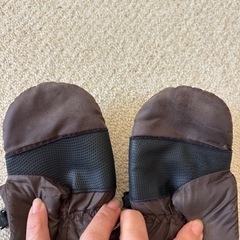 お話し中 
adidas キッズ手袋の画像