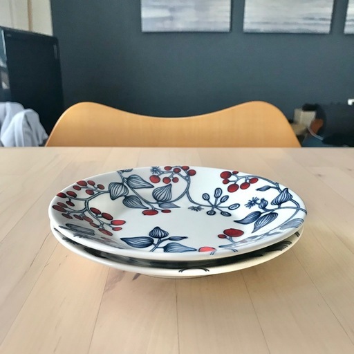 アラビア　ルノ　フロストベリー　プレート　16.5cm　2点　150周年　ロゴ