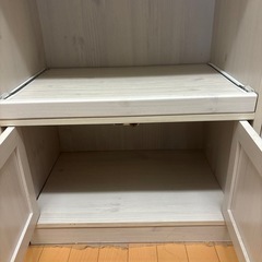 食器棚の画像