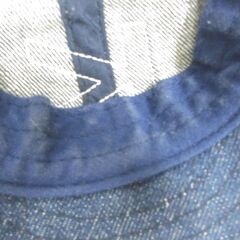 ( M-990 )KAVU カブー キッズ 子供 ベースボールキャップ 帽子 ロゴ デニム生地 ブルー 青 53～56cm 頭囲調節可能 中古の画像