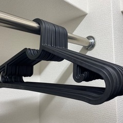 IKEA ハンガー 20個の画像