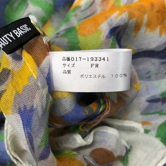 薄手のストール？の画像