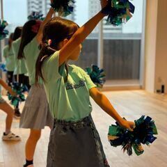 🌈未経験者から”人を笑顔にする仕事”へ！ 初心者向けチア＆K-POPダンススクール運営スタッフ募集✨ 「応援する喜び」を一緒に広めていきましょう！の画像