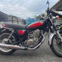 YAMAHA SR400の画像