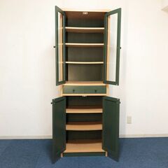 ハイタイプ食器棚 北欧カントリー風デザイン 硝子扉・可動式棚板5枚・引出し2杯付き キッチンラック 完成品 キッチンキャビネットの画像