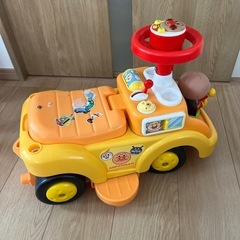 アンパンマン　乗り物　車の画像