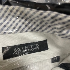 ワイシャツ4枚　United Arrowsのズボン1本の画像